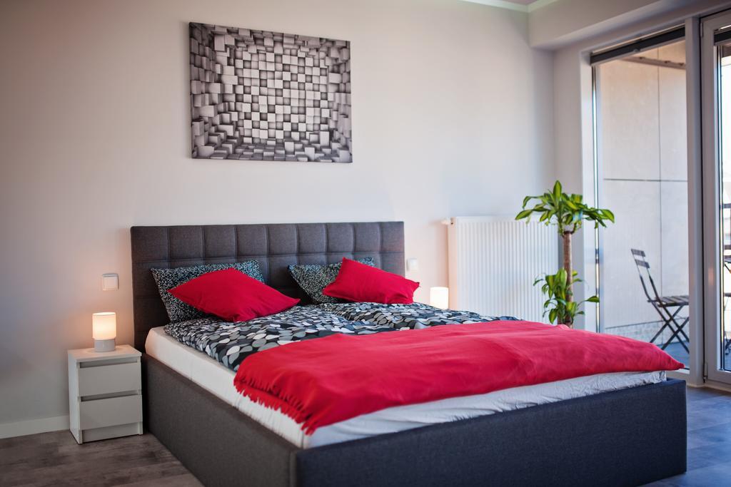 Good Time - Boznicza 1 I Male Garbary 8 * Posen